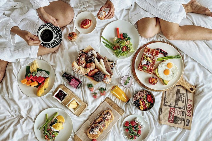 Breakfast/Coffee Service 90 of 128