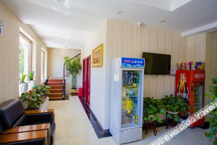 Hotel Interior 17 of 34