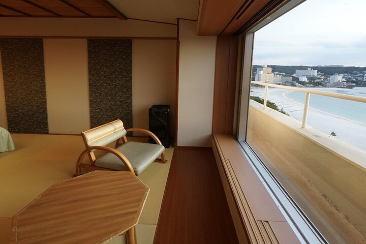 Room 21 of 82