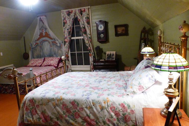 Room 10 of 44