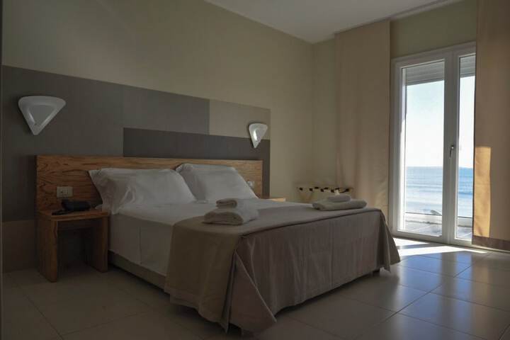 Room 21 of 56