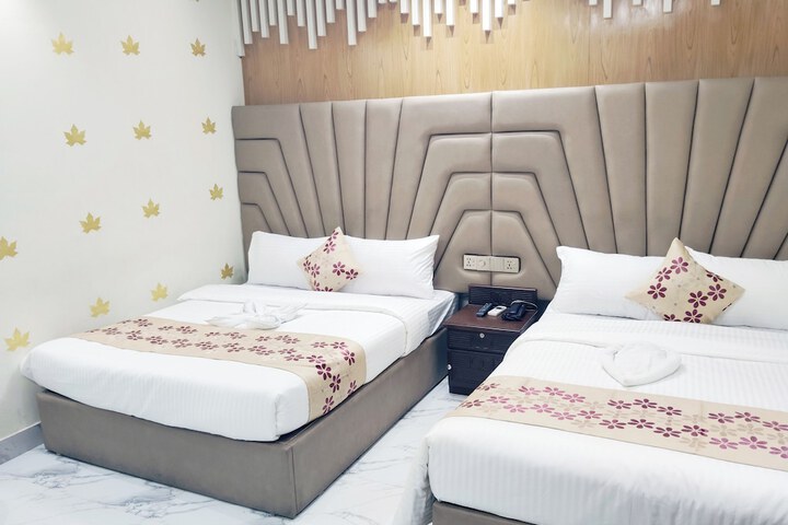 Room 36 of 74