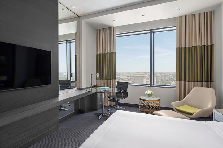 Room 37 of 268