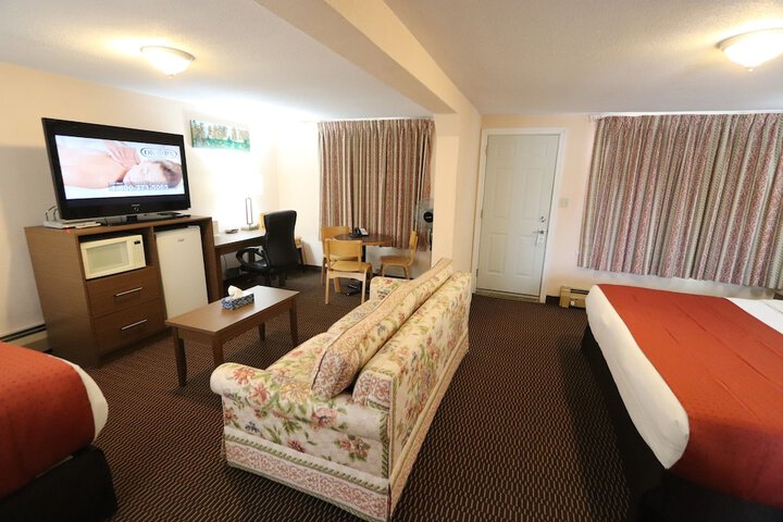 1 King Bed (5 of 14)