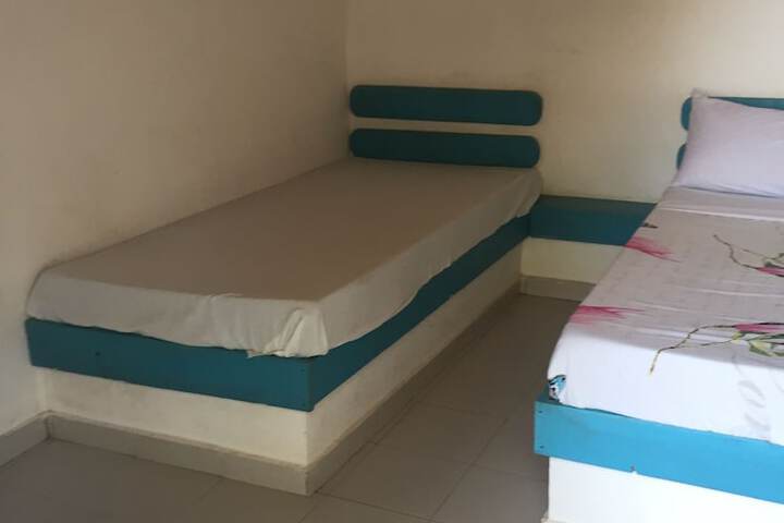 Room 4 of 24