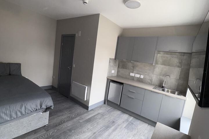 Room 11 of 21