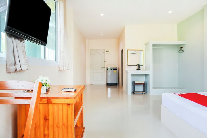 Room 16 of 37