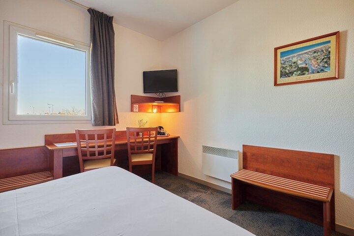 Room 47 of 92