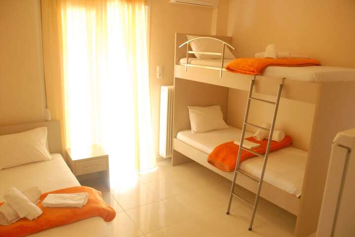 Room 8 of 71