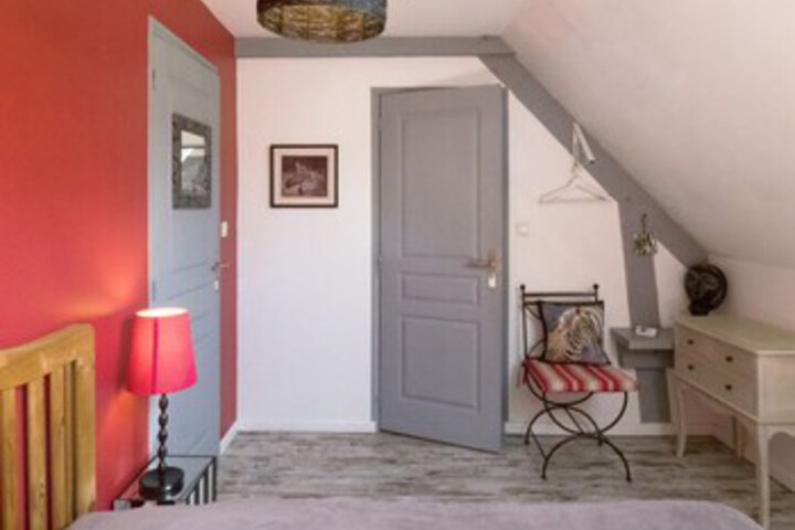 Room 47 of 108