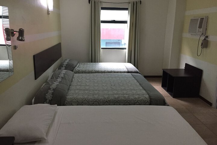 Room 4 of 41