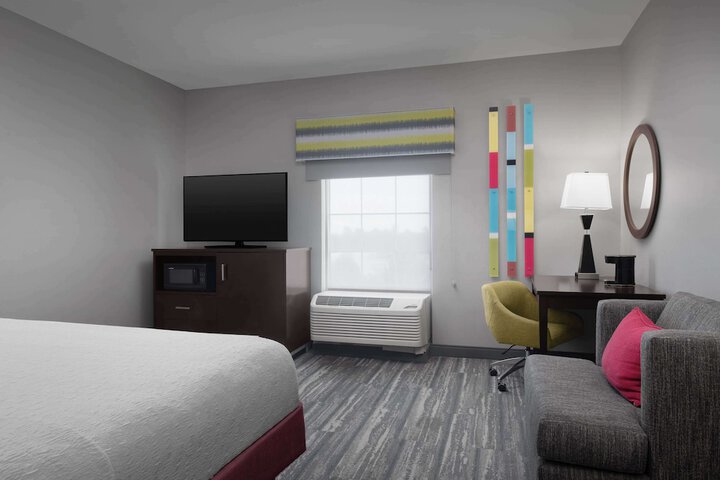 Room 7 of 35