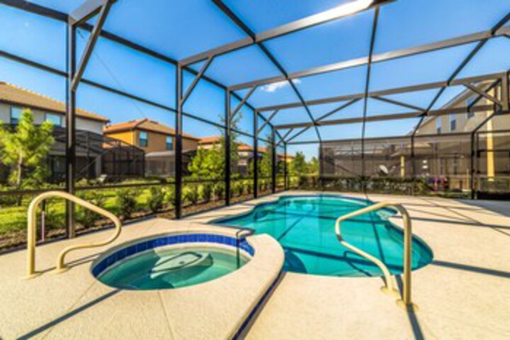 Pool 13 of 31