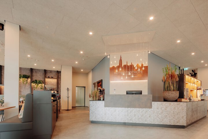 Hotel Interior 4 of 41