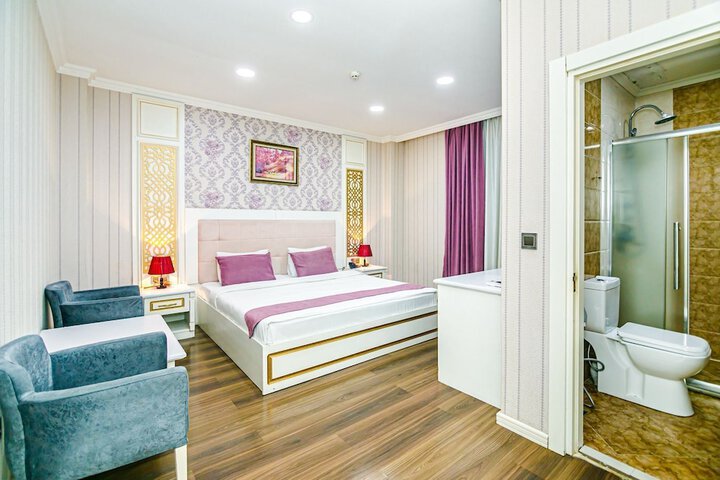 Room 28 of 53