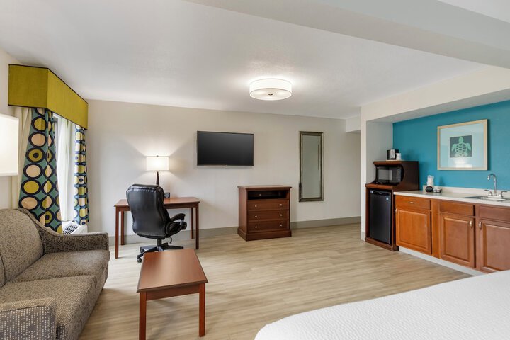 Room 11 of 31