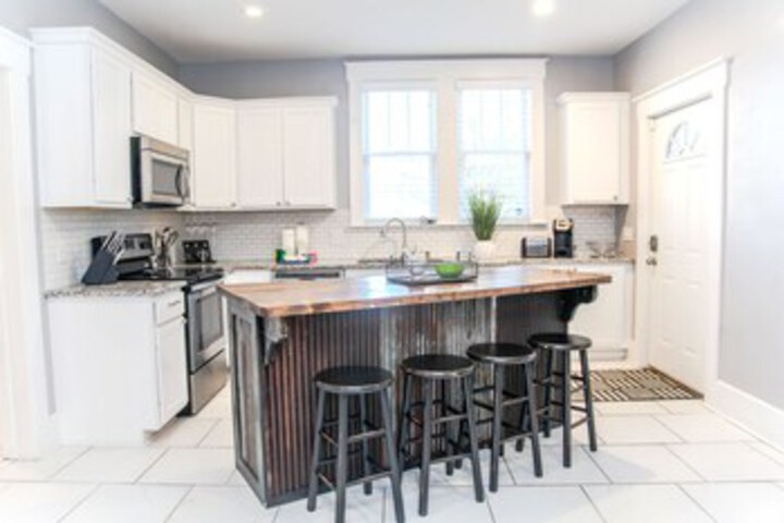 Photo of Chic East Nashville Bungalow 5 min From Downtown!