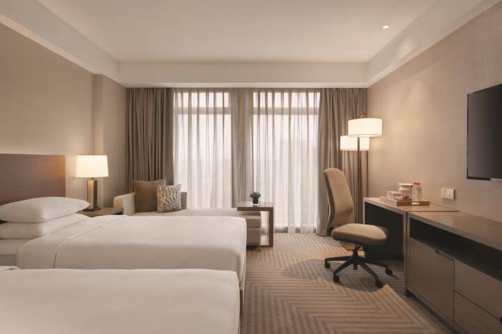 Room 9 of 44