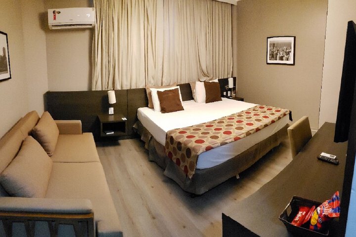 Room 18 of 51
