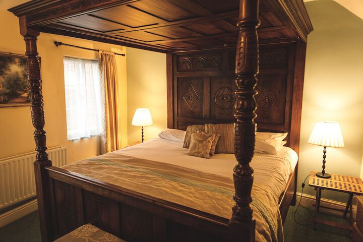 Room 10 of 45