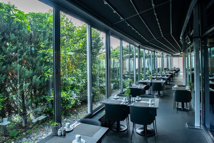 Dining 129 of 191