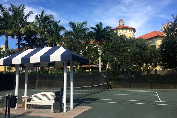 Tennis court