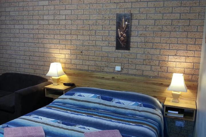 Room 21 of 44