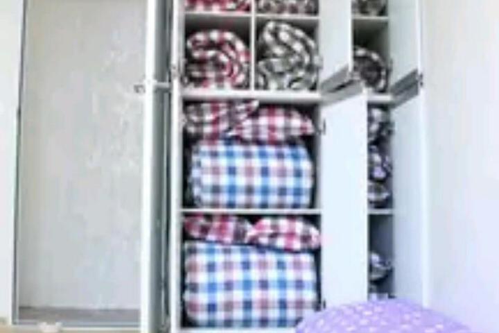Room 3 of 5