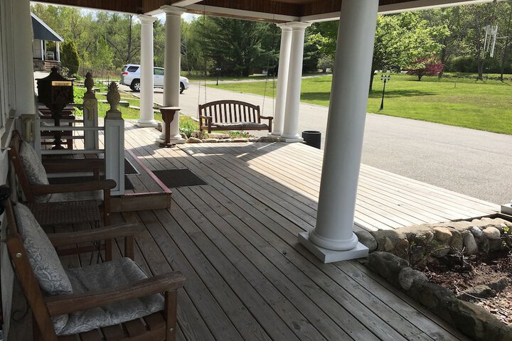 Property Grounds 73 of 81