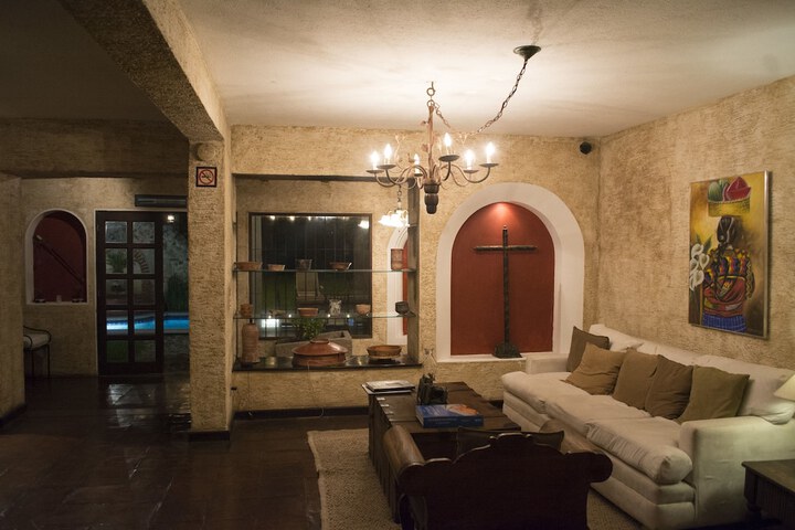 Hotel Interior 4 of 110
