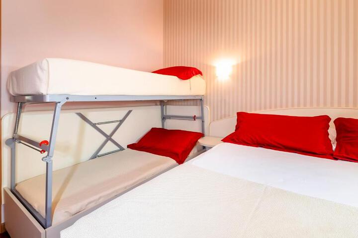 Inside Room Photo