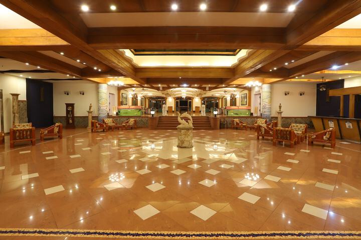 Hotel Interior 6 of 37