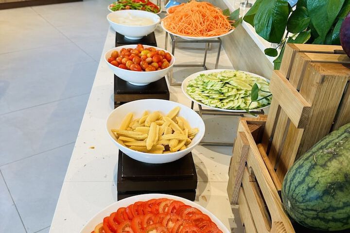 Dining 60 of 71