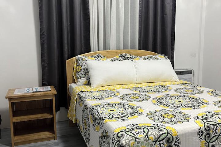 Room 8 of 50