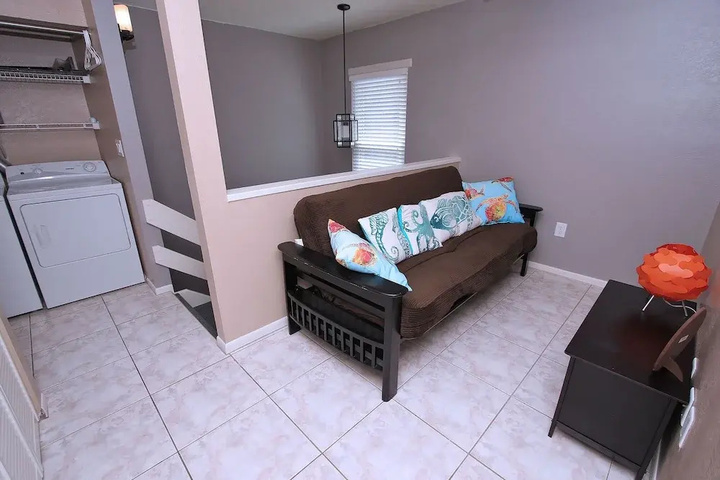 Room 5 of 22