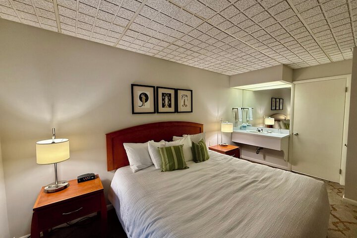 Room 3 of 12