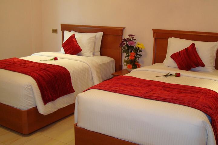 Room 5 of 39