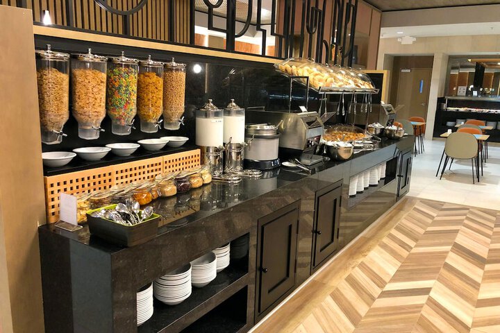 Breakfast buffet