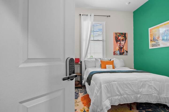 Room 13 of 52