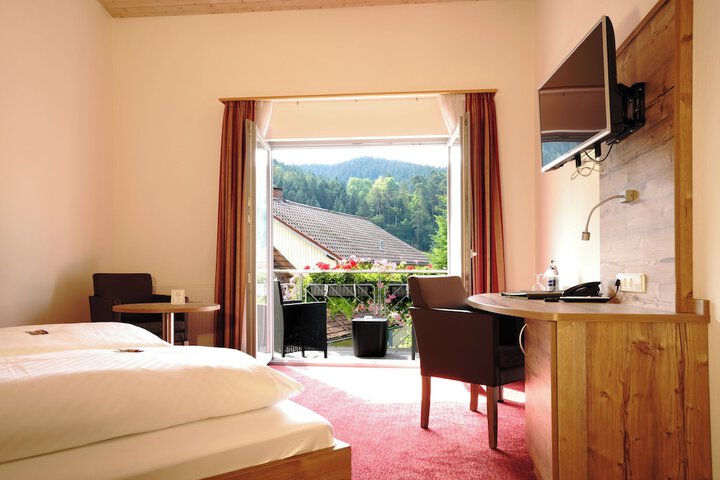Room 5 of 34