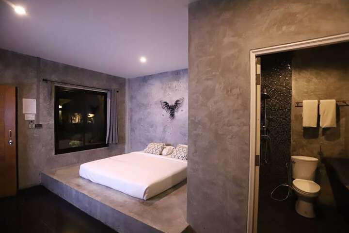 Room 7 of 21