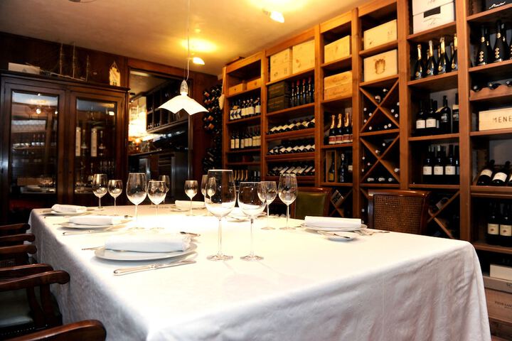 Dining Photos