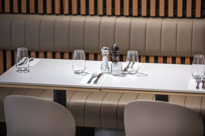 Dining 54 of 101