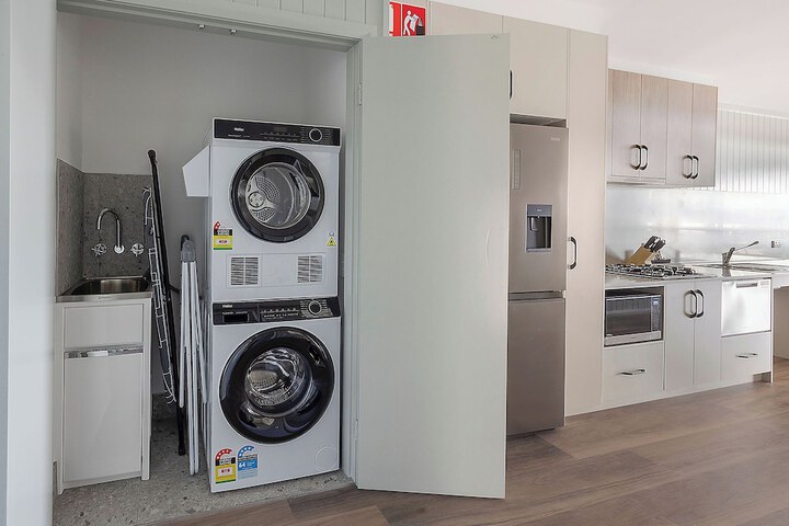 Laundry 77 of 118