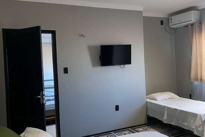 Room 16 of 23