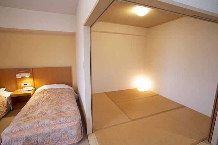 Room 29 of 108