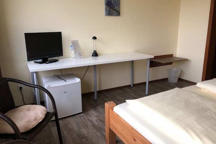 Room 8 of 26