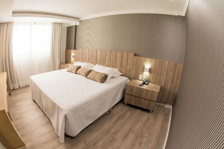 Room 20 of 34