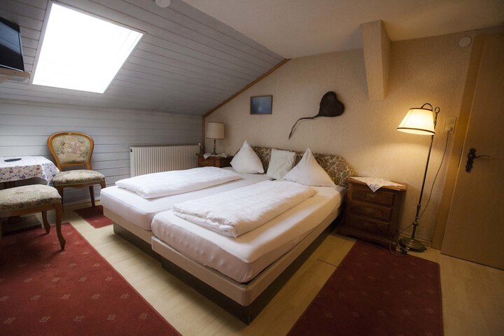 Room 5 of 21