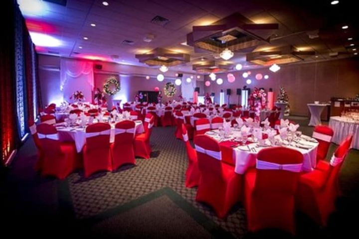 Ballroom/Hall 84 of 93